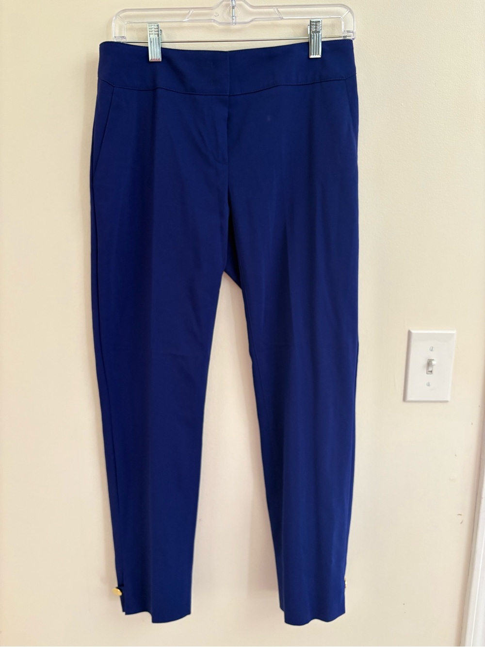 ESCADA Thessias Midnight Blue Dress Pants 36 US 6 Gold Bar Detail Luxury Trouser